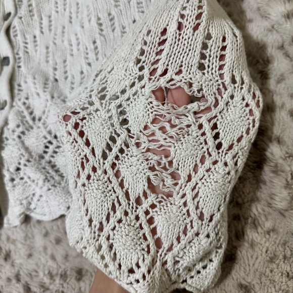 Y2K Women's White Knit Sweater - Picture 9 of 11